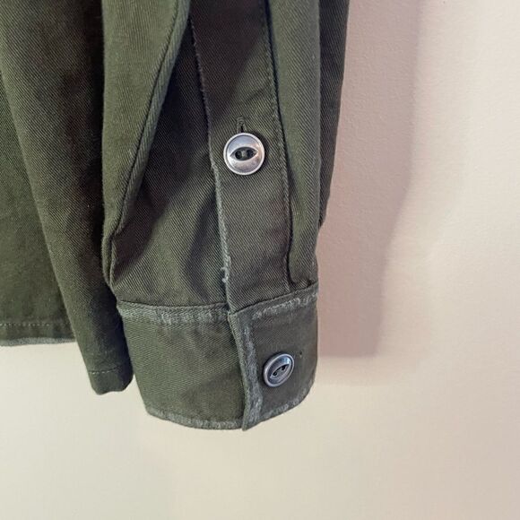 NWT Mumu Olive Army Jacket with Skull Graphic NWT - Picture 6 of 13